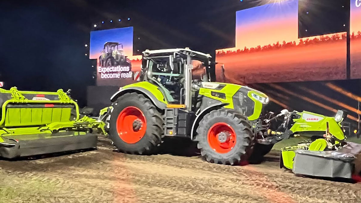 CLAAS оновив трактори AXION 8 CMATIC: до 313 к.с. і отримав кабіну від старшої серії AXION 9