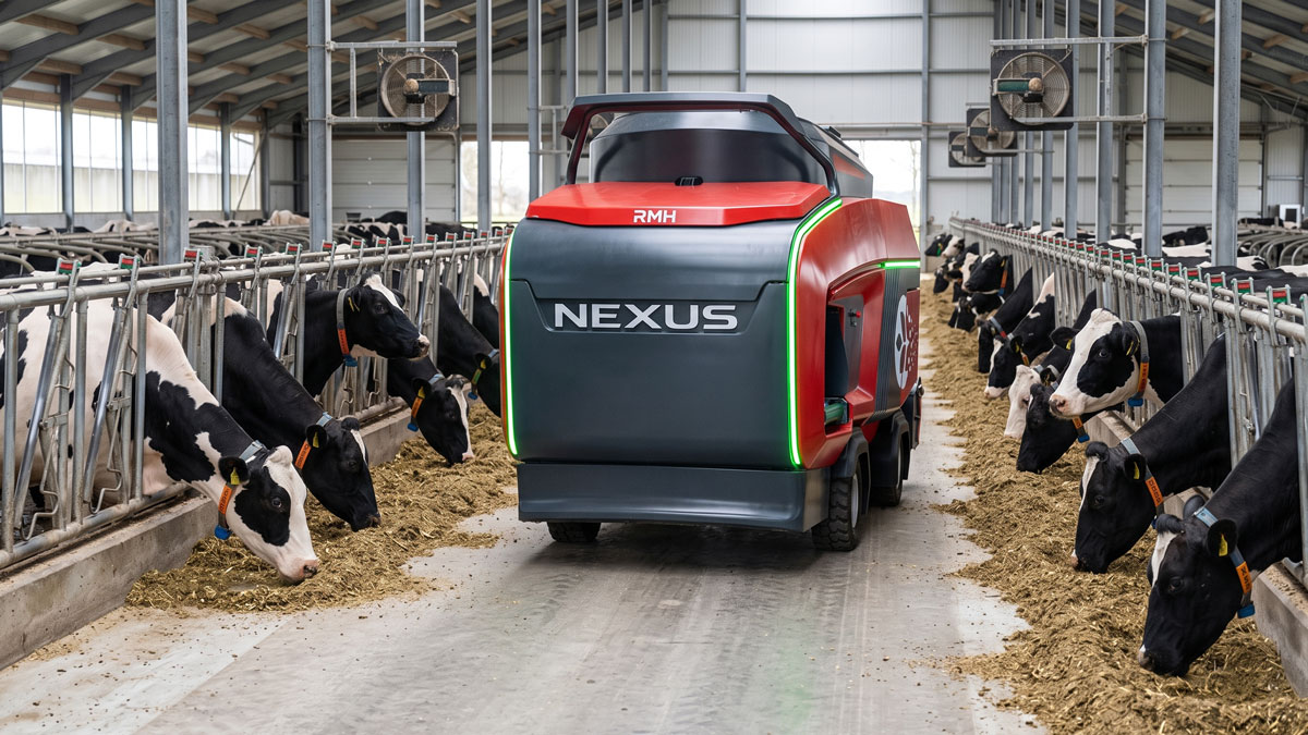 Головна 7 RMH представить електричного кормового робота Nexus із батареєю 48 кВт·год