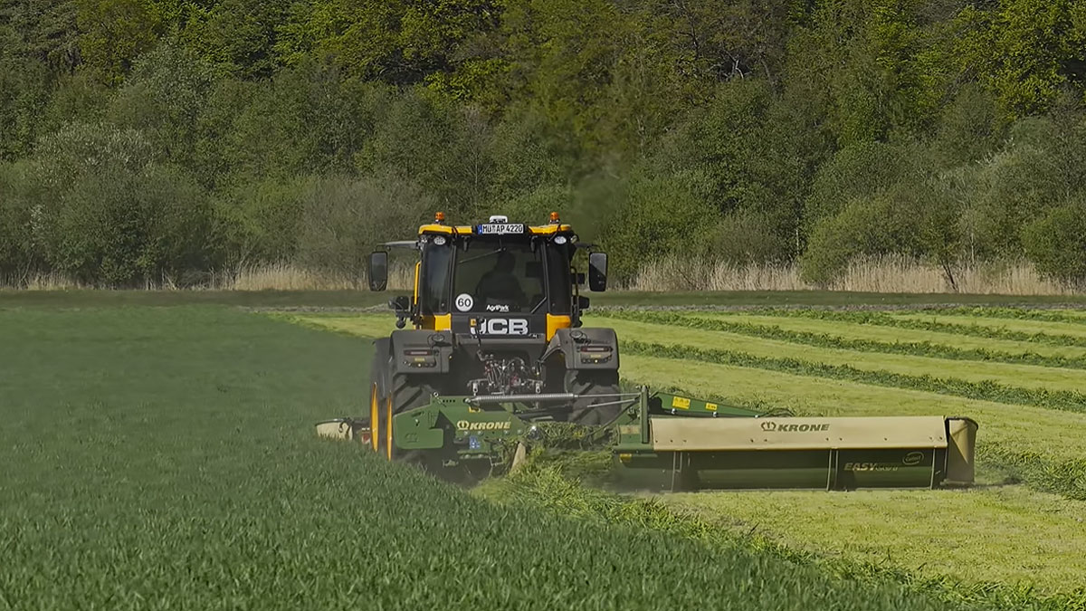 Krone розширила лінійку EasyCut косаркою R 360 Collect зі шнековим транспортером