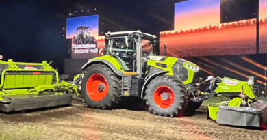 Новий AXION 8 CMATIC