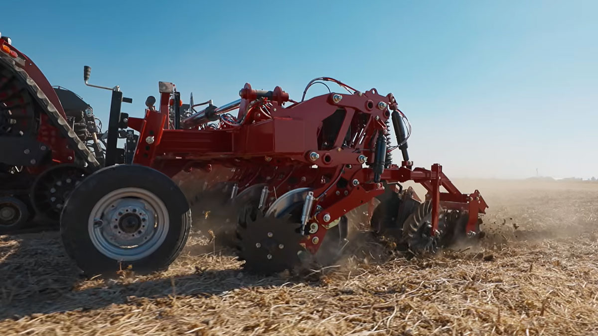 Case IH представила 16-рядну складану конфігурацію Nutri-Tiller 1000