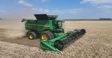 Агрейн Транс поповнив парк чотирма John Deere S7 700 і довів його до 16 комбайнів