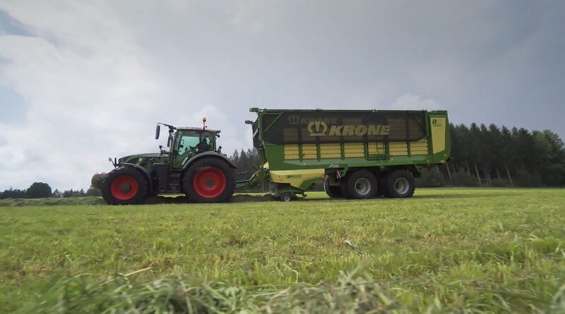 Krone оновила причепи-підбирачі RX і ZX