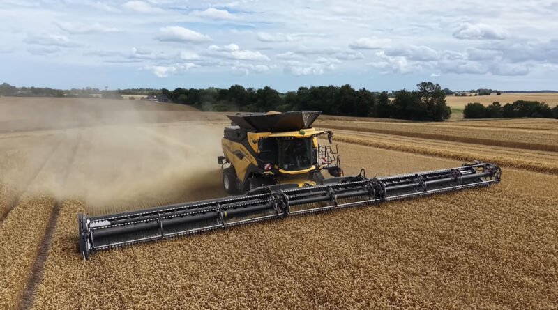 На Вінниччині запустили один із перших New Holland CR11 в Україні